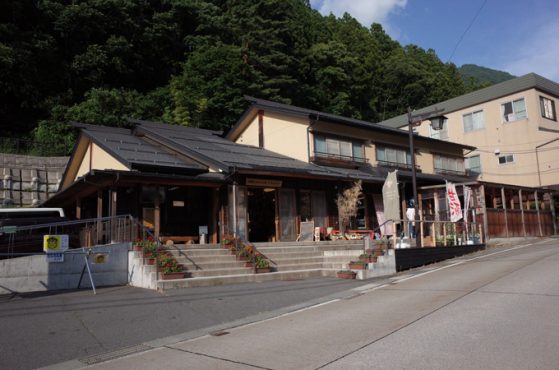 長野県山田温泉の観光や須坂駅からバスでのアクセスは？一人旅にもおすすめ！ | Something Plus