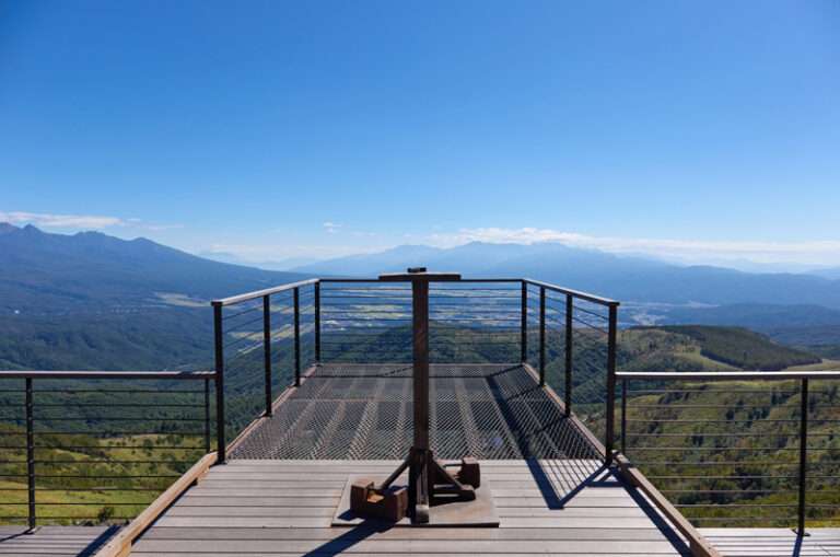 車山高原7月の夏山展望リフトに乗って山頂へ！ニッコウキスゲが美しい絶景スポット！ | Something Plus