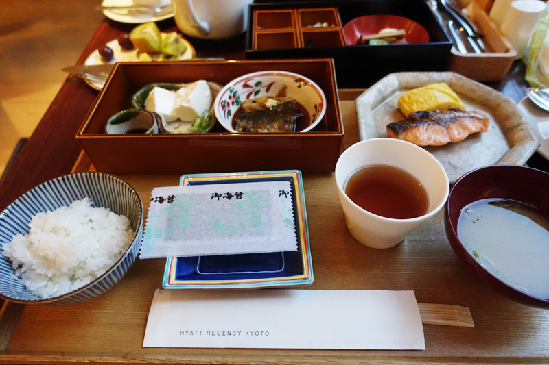 ハイアットリージェンシー京都の朝食で提供される上品な味付けの和定食
