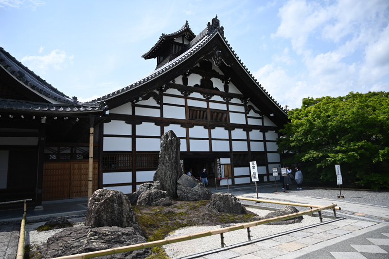天龍寺の本堂（大方丈）の外観